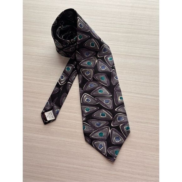 Hanover St. Silk Tie - Picture 3 of 8